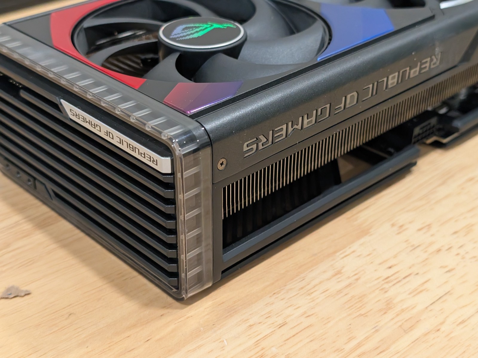 OFERTA PREMIUM ASUS ROG Strix  - Rtx 4090 24Gb Gddr6X reseña y precio